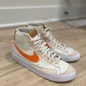 Nike men’s Blazer Mid ‘77 EMB